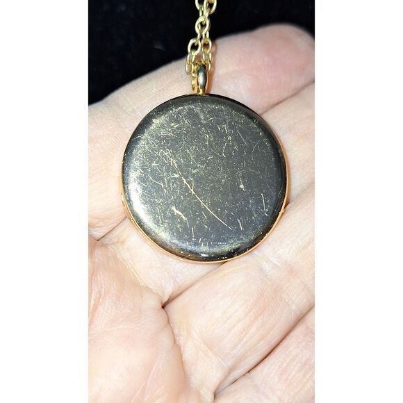 Aromatherapy Locket Oil Diffuser Necklace Gold Tone Grandmacore Mandalla - Picture 4 of 12